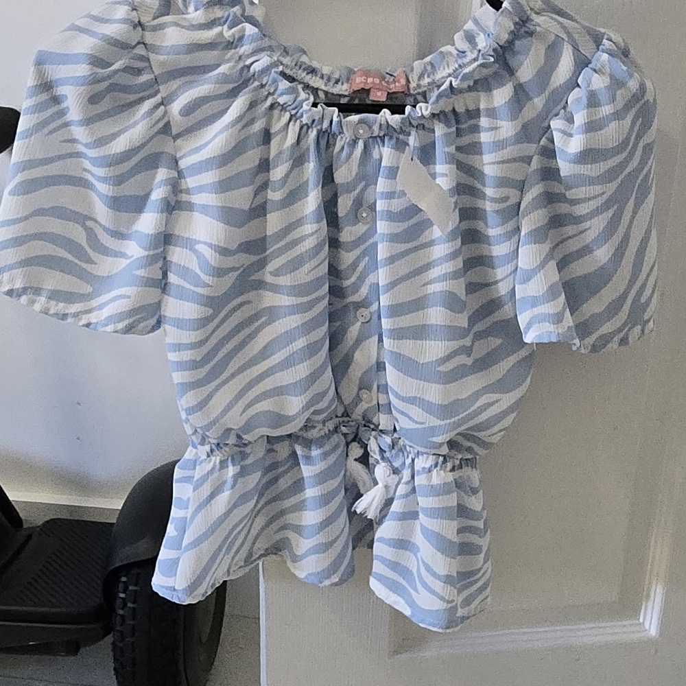 BCBGirls Blue and White Kids Matching Set - Picture 2 of 7